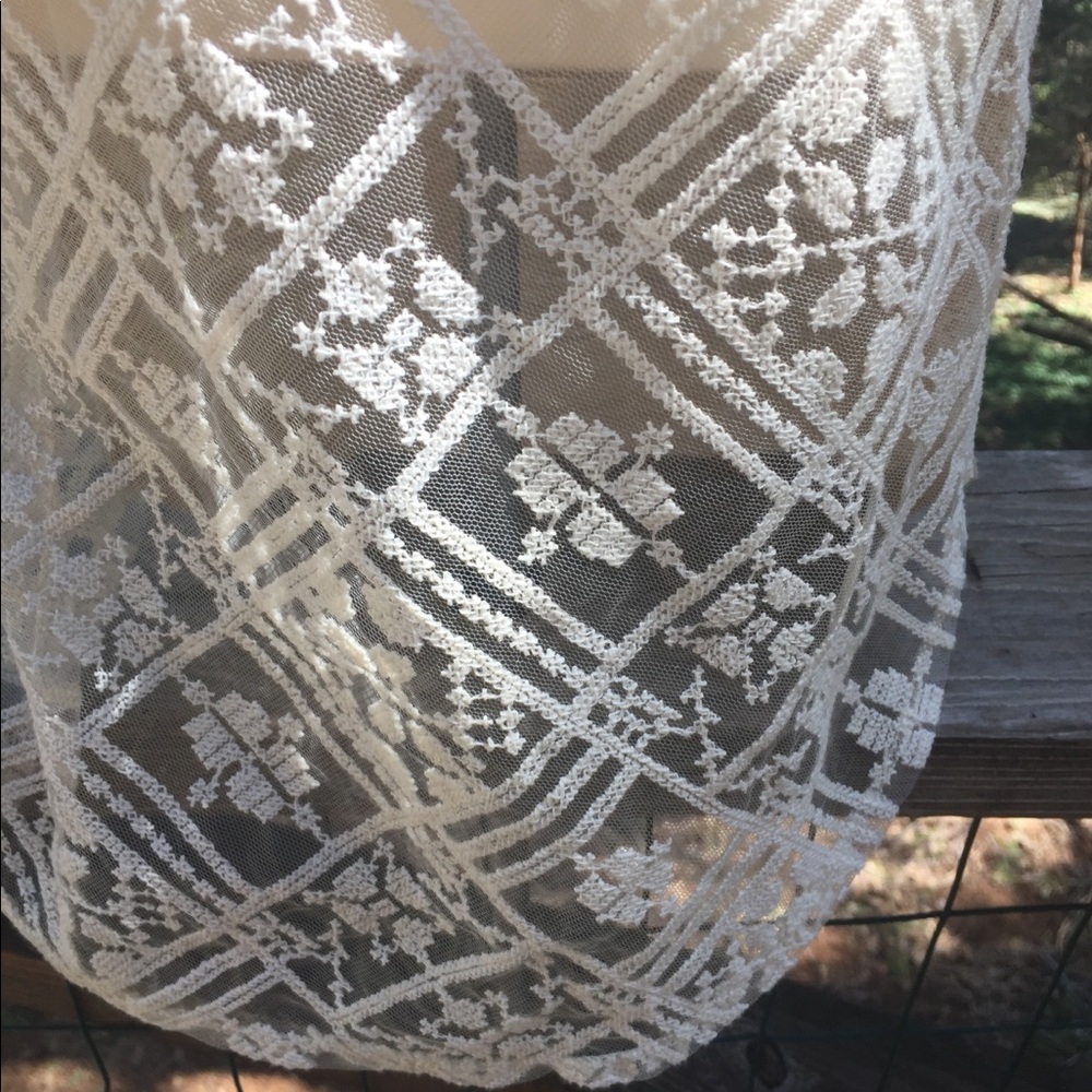 Miss Me lace back creamy knit tank top - Picture 7 of 8